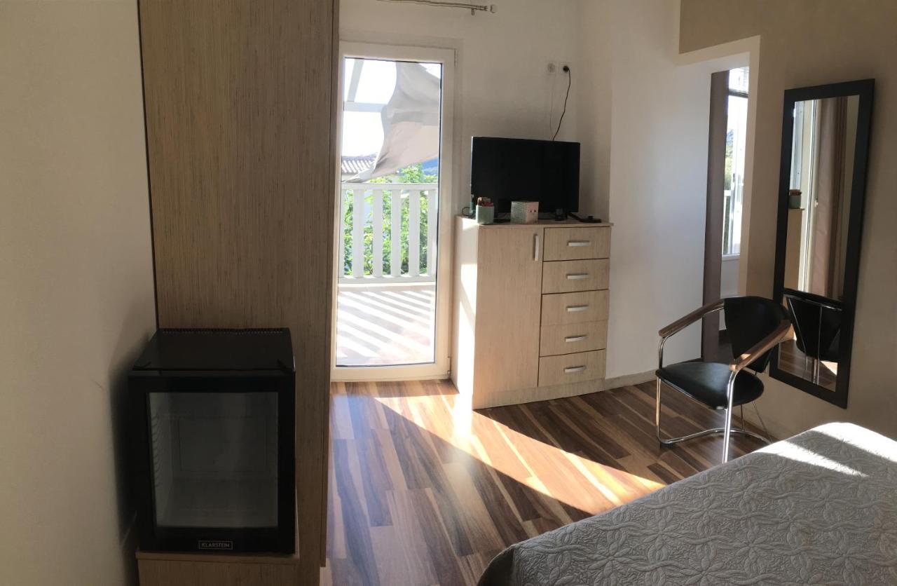 Casa Basgiu, Chambres Avec Balcon Et Table D'Hotes Zilia Εξωτερικό φωτογραφία